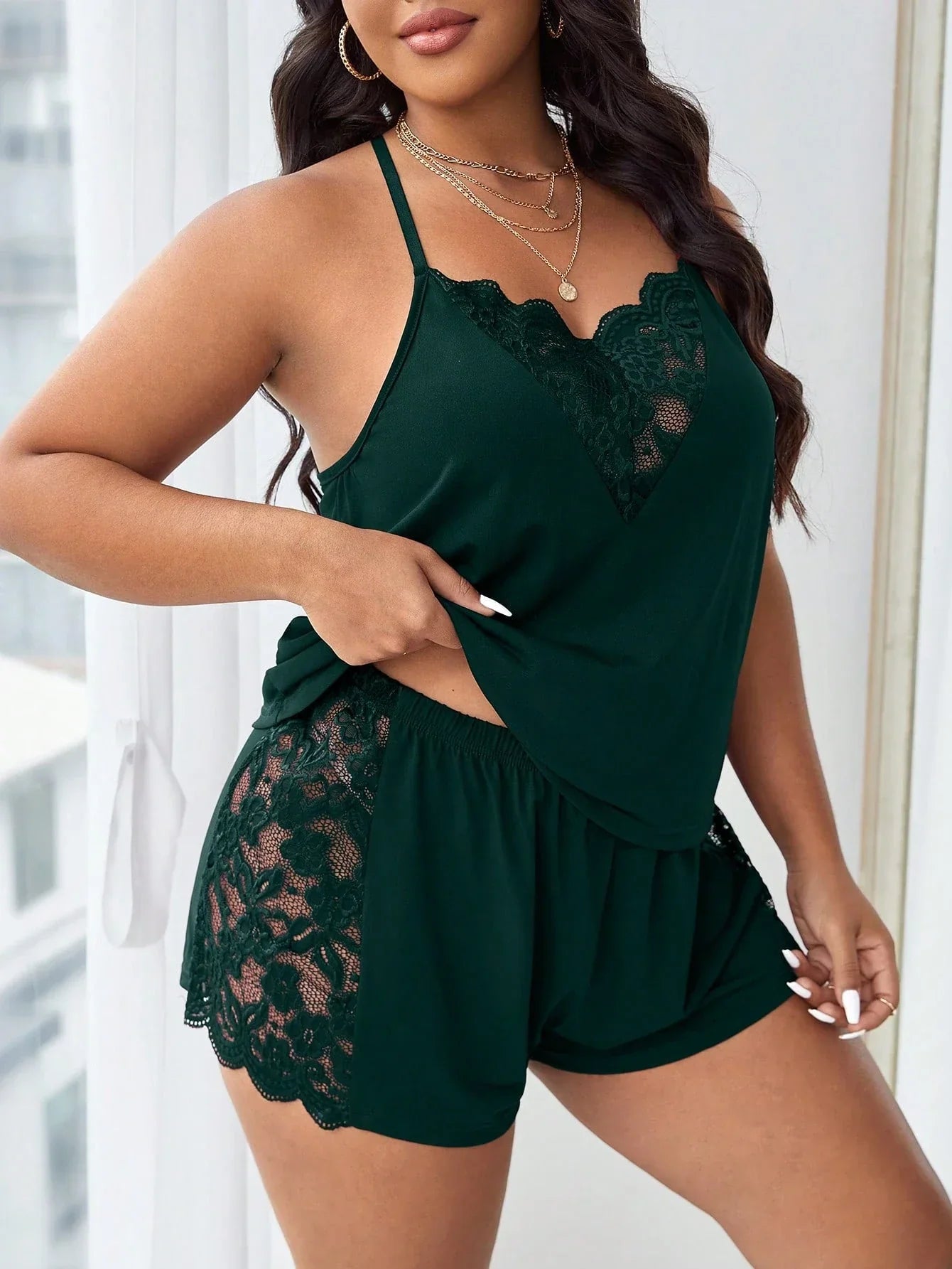 Pijama Plus Size de Malha com Renda Short e Regata